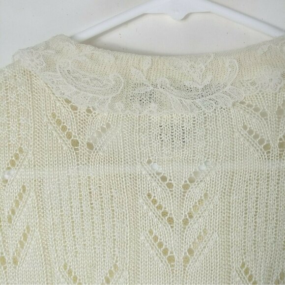Chaus Womens Sleeveless Yellow Sweater Medium Lace Neck Vintage Preppy Knit - Picture 4 of 7